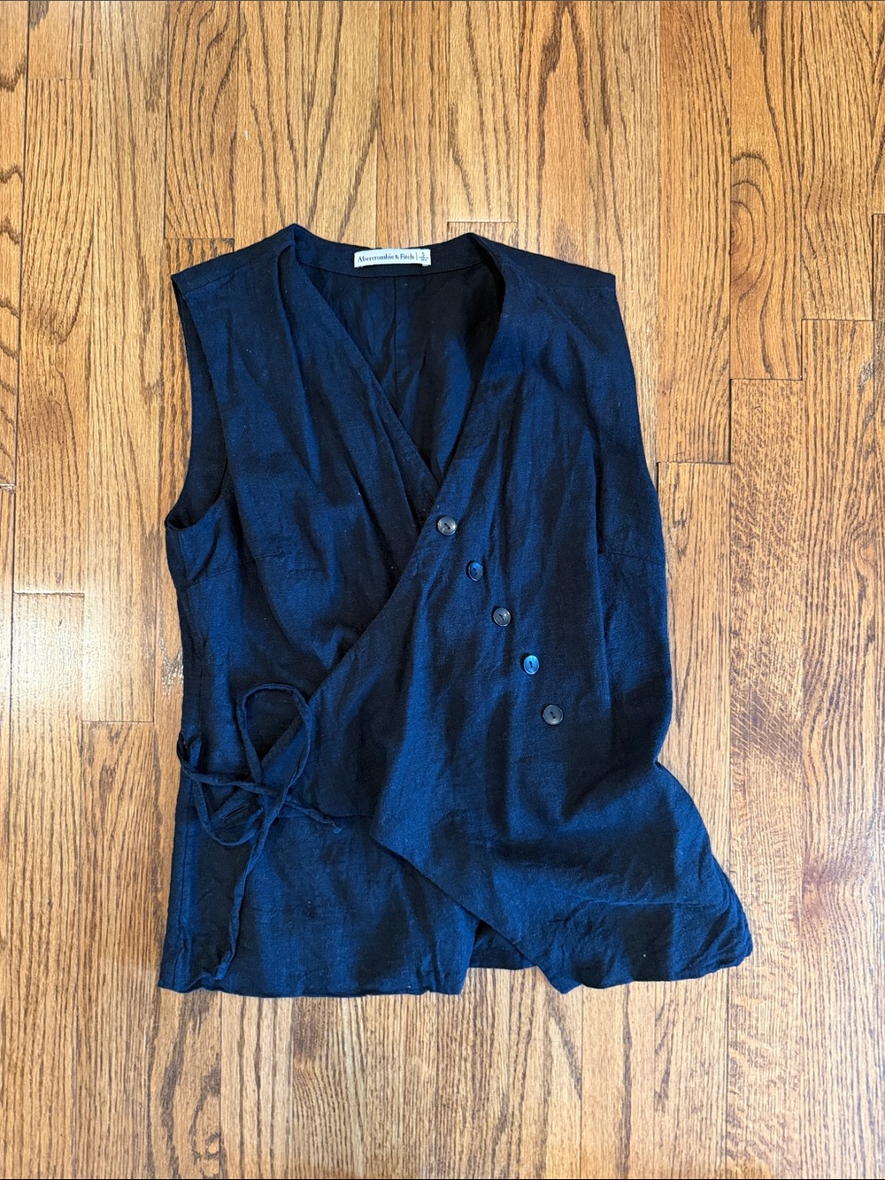 Abercrombie & Fitch Sleeveless Wrap Vest